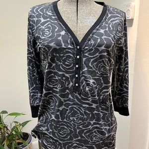 Light weight rose pattern top.